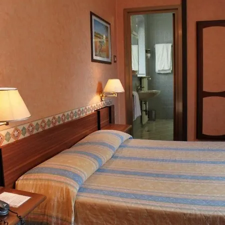 Hotell Milano 3*