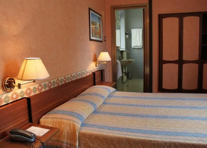 Milano Hotel 3*