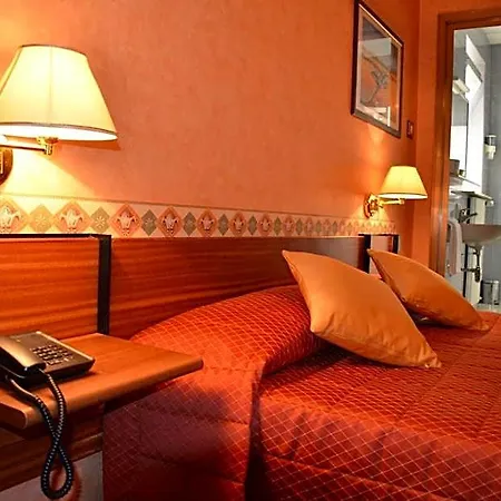 Hotel Milano 3*