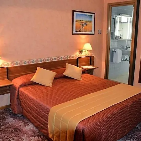 Milano Hotel 3*