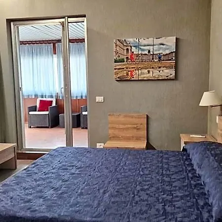 Hotel Milano 3*